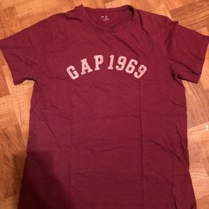 GAP tee